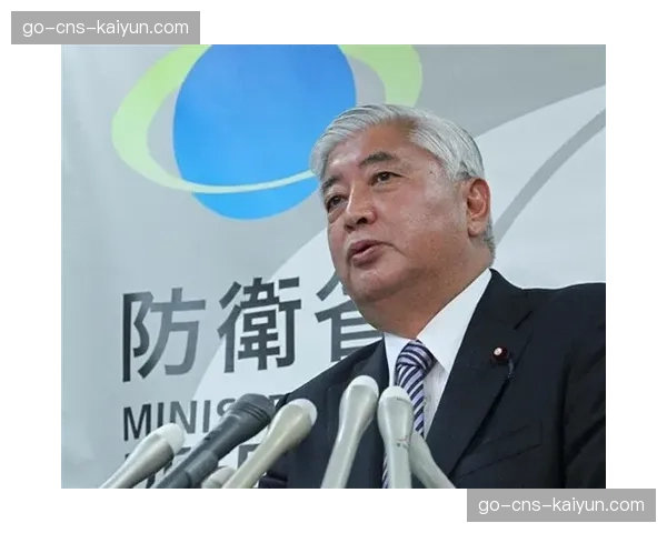 雷恩少帅谈建队思路:我们致力于培养与引进相结合 雷恩少帅谈建队思路:我们致力于培养与引进相结合